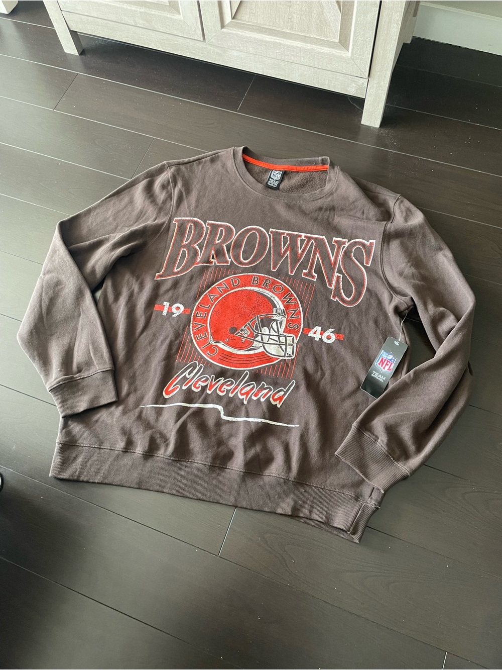 NEW NFL Cleveland Browns Brown Crewneck Sweatshirt with Orange Logo